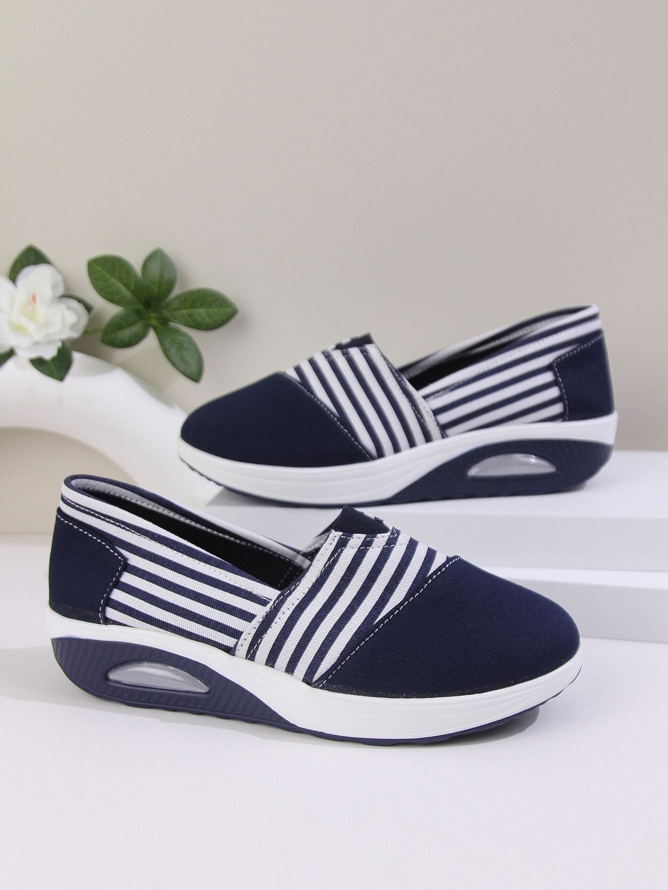Lilou™ | Comfortable Orthopedic Sneakers