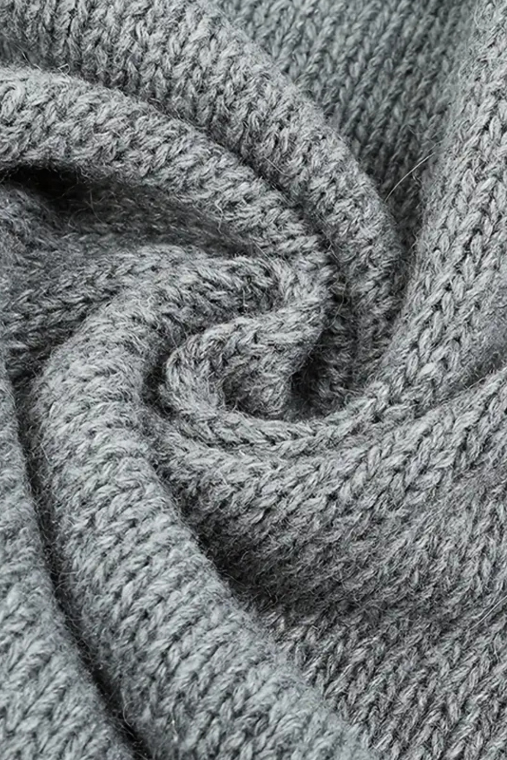 Lindsay - Elegant Lightweight Cardigan